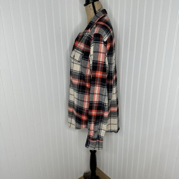 Old Navy Regular Fit Plaid Flannel Shirt Sz M Red Cream Button Front Long Sleeve - Picture 3 of 12